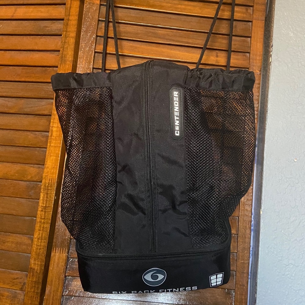 6 pack Fitness Contender travel lunch  pack